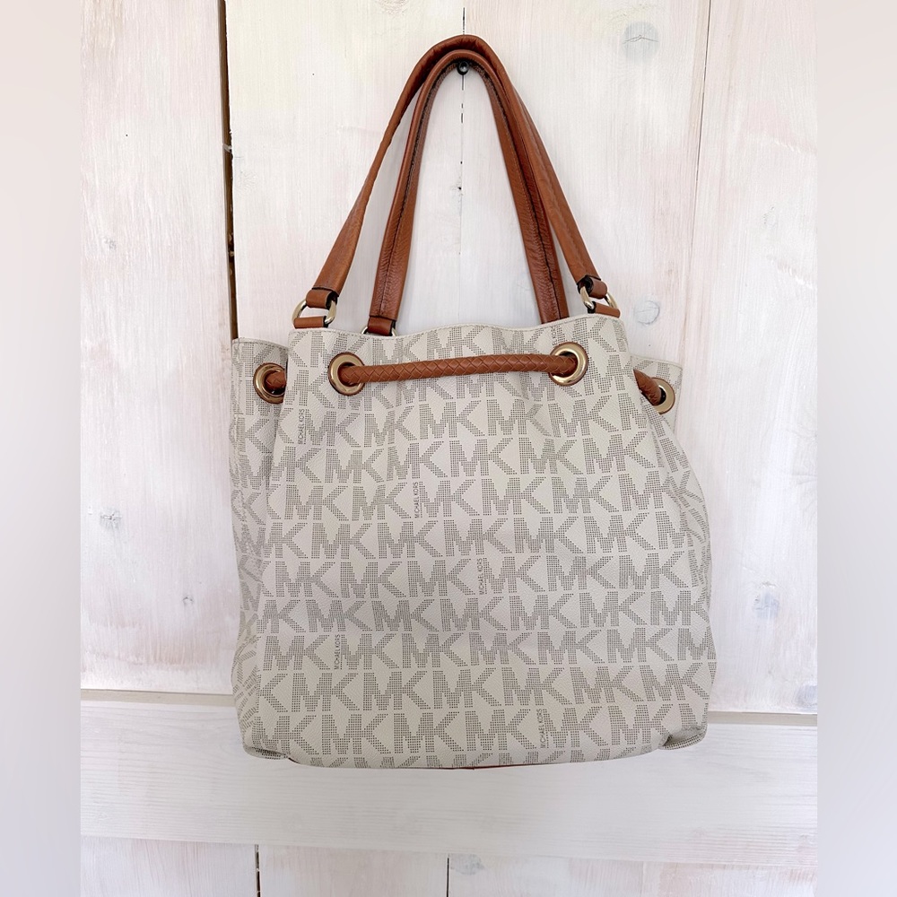 Michael Kors Brown & Cream Logo Drawstring Tote - Picture 6 of 13